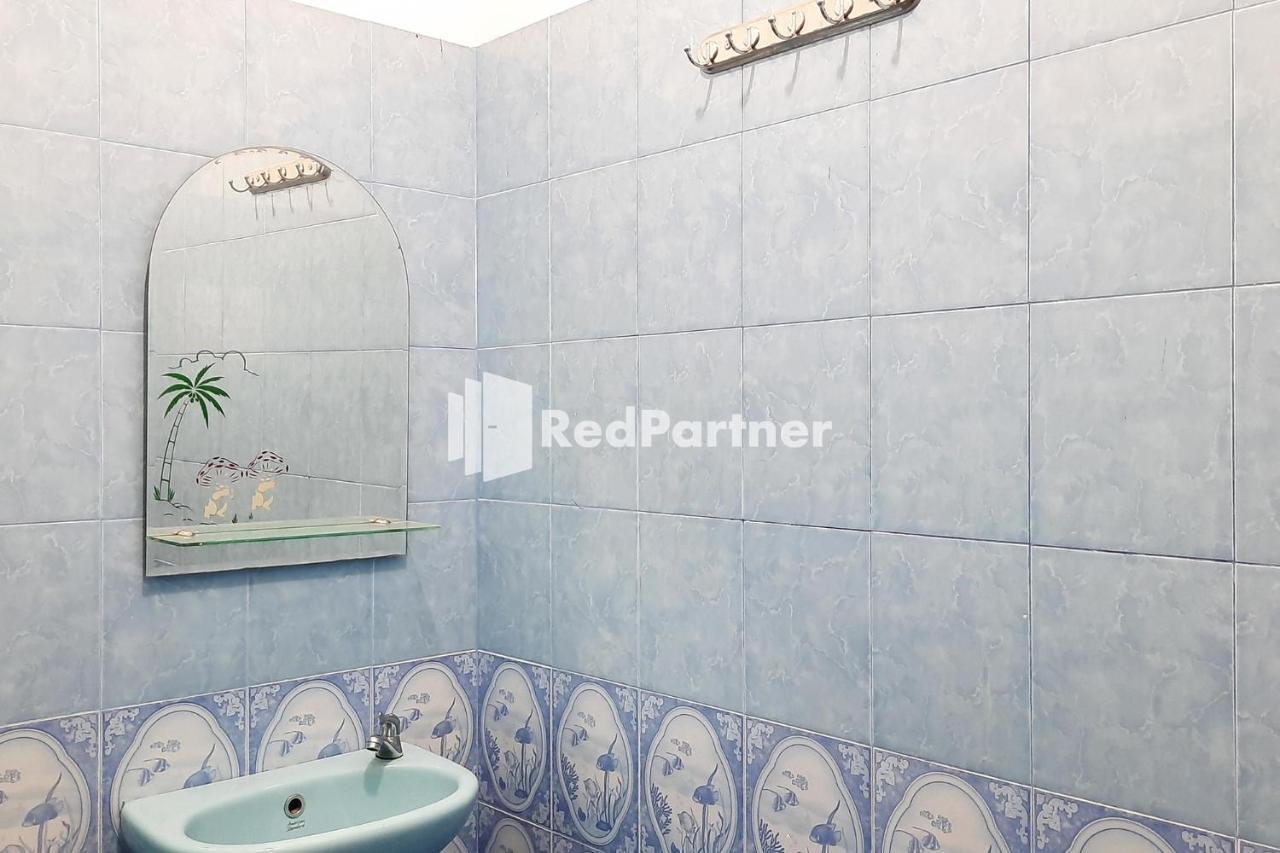 Roemah Proklamasi Syariah Mitra Reddoorz Padang  Buitenkant foto